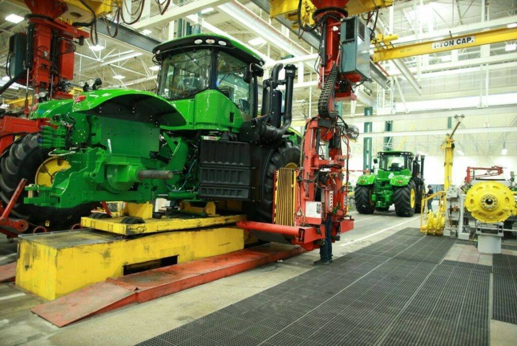 material handling equipment manufacturers
